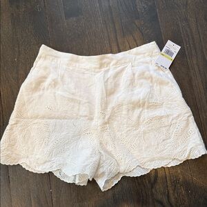 Michael Kors white Eyelet Shorts NWT Size 4